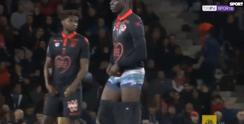 扛起球队进攻！小波特半场19分4抢断，第二节5中5