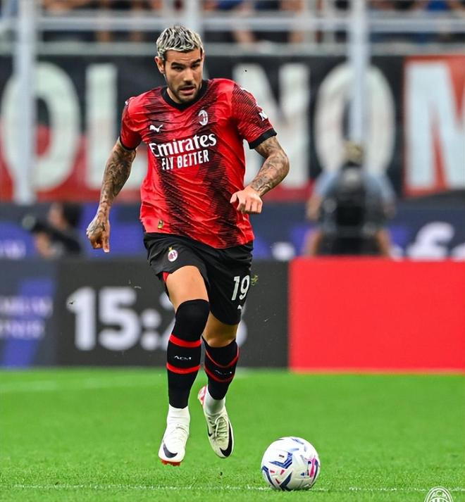 塞尔吉尼奥：莱奥必须面向球门；希望恩昆库能尽快融入（塞尔吉尼奥：莱奥应直面球门，盼恩昆库尽快融入）