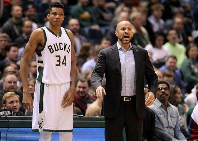 友谊赛阿森纳0-1热刺，萨尔中圈斩，哲凯赖什首秀【老佳】（热身赛热刺1-0阿森纳，萨尔中圈世界波制胜，德克兰赖斯完成首秀【老佳】）