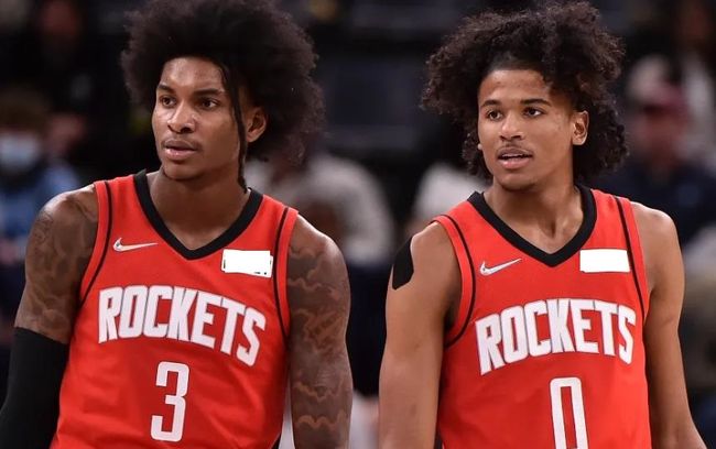 川超联赛公布多起争议判罚评议结果，多位裁判被停哨（川超联赛通报争议判罚评议结果：多名裁判被暂停执法）