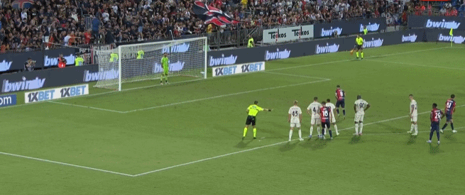 记者：于汉超参加教练员培训班，冬训时以助教身份与申花会合（记者称于汉超已参加教练培训班，冬训将以助教身份与申花会合）