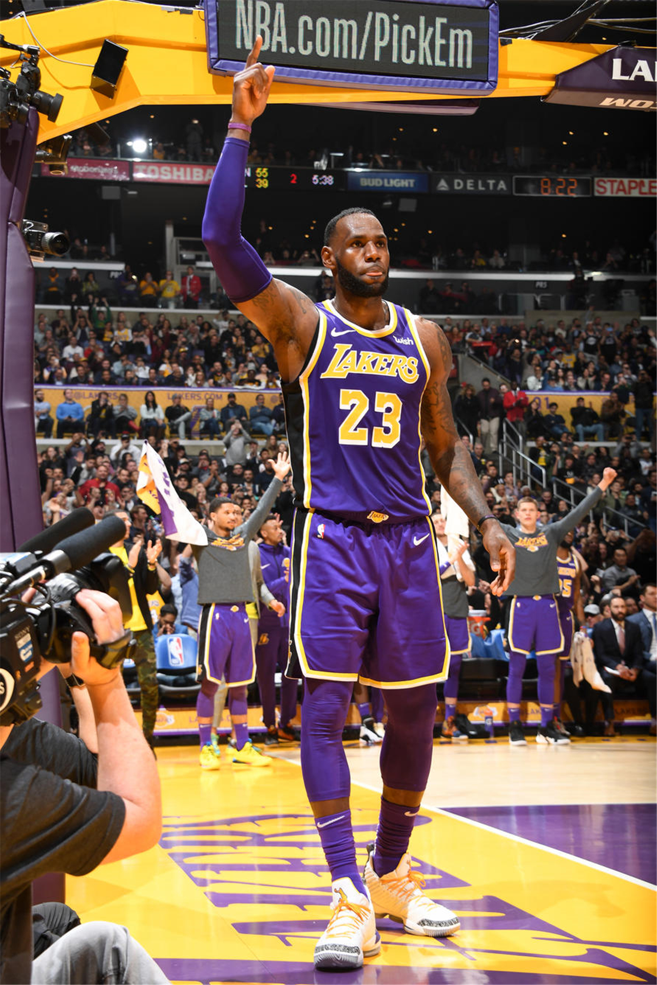 拉米罗：希望和球迷们携手走过低谷；吴少聪发烧需几天恢复（拉米罗盼与球迷共渡低谷，吴少聪发烧预计数日康复）