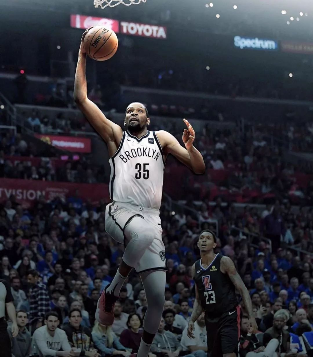 青少年足球成长关键（青少年足球发展的关键因素）